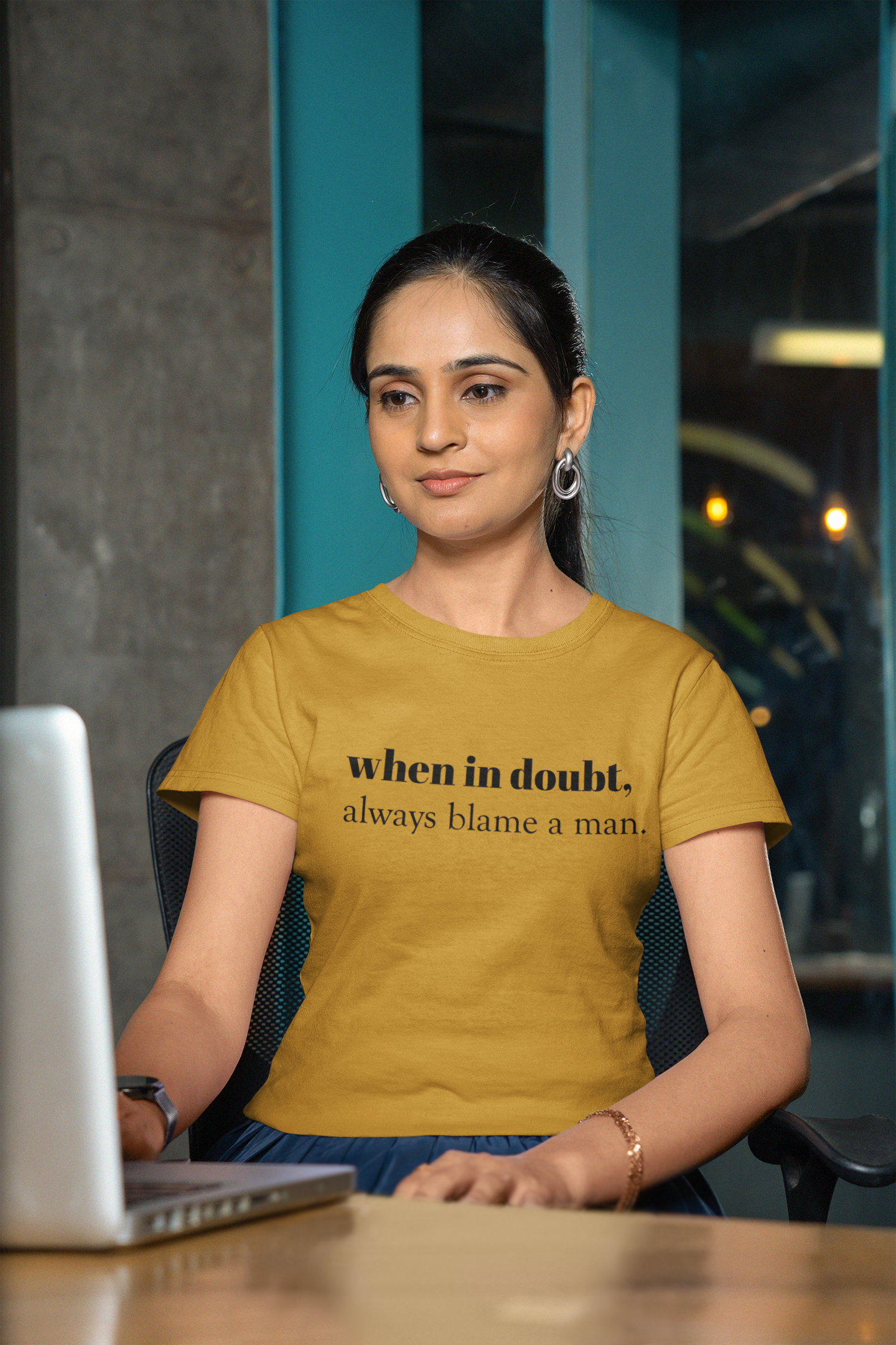 Puff Print when in doubt always blame a man Round neck Ladies T-shirt